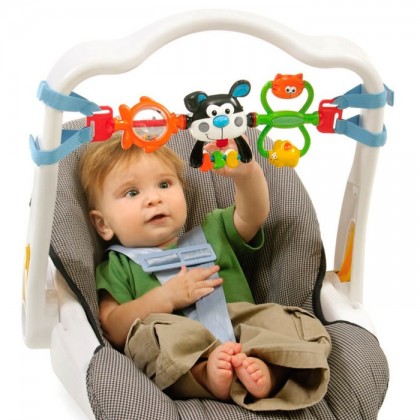 Растяжка-погремушка на коляску "Дружная Компания" Infantino