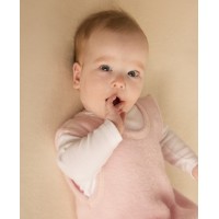 Жилетка из шерсти мериноса Lana Care Розовая